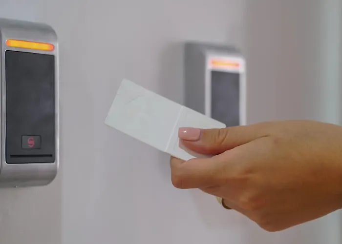 Guest house Monarch House