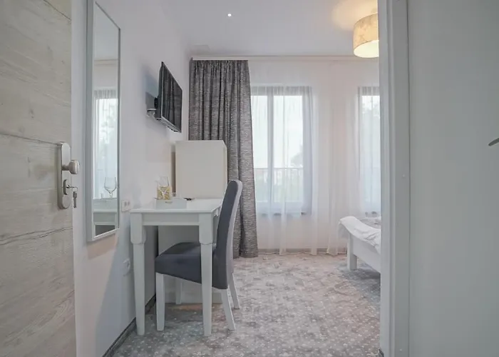 Monarch House Guest house Brasov